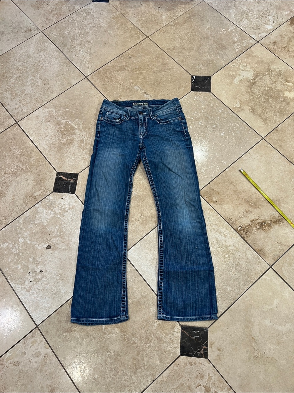 BKE Women’s Medium Blue Flare Leg Jeans